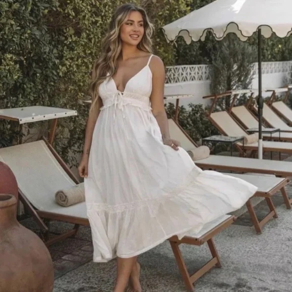 Spell & Gypsy - Magnolia Soiree Dress in White (MEDIUM)